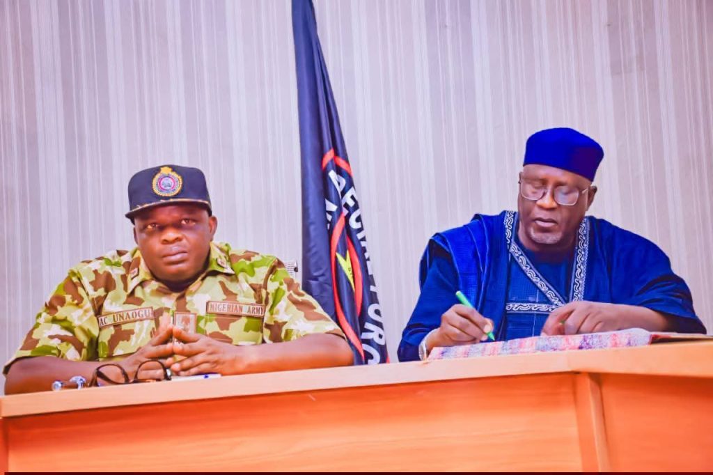GOVERNOR BUNI VISITS NORTHEAST THEATRE TRAINING SCHOOL BUNI YADI, EXTENDS SYMPATHY, COMMENDS TROOPS FB IMG 1778650096120