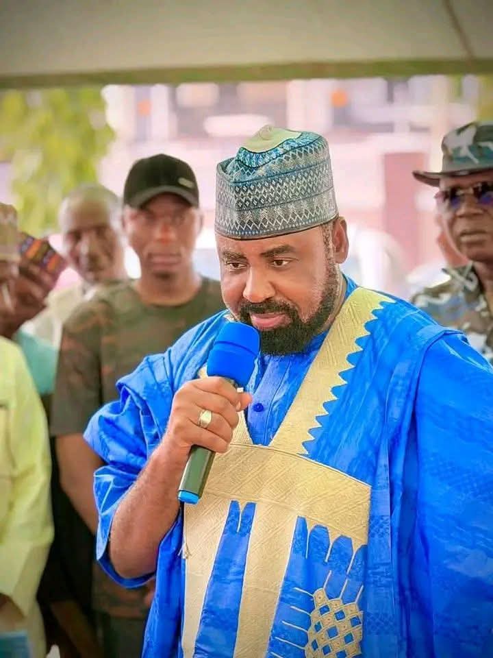 DAN TAKARAR GWABNAN JIHAR GOMBE KARKASHIN APC, DR JAMIL ISYAKU GWAMNA YA SHA ALWASHIN SHIGA KOWANE LUNGU NA JIHAR DON NEMAN KURI’UN JAMAA. FB IMG 1780307848768