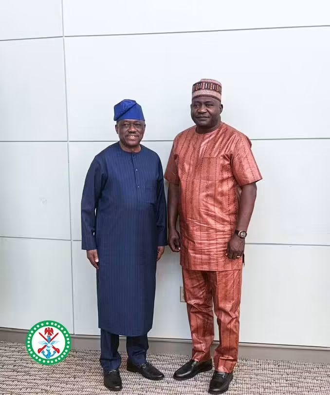 DEFENCE MINISTER VISITS NIGERIAN AMBASSADOR TO THE UNITED STATES OF AMERICA IN WASHINGTON D.C. FB IMG 1787057063226