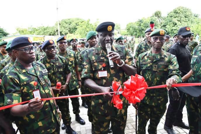 COAS BOOSTS TROOP WELFARE, COMMISSIONS NEW OFFICERS’ QUARTERS IN KADUNA FB IMG 1787687065066