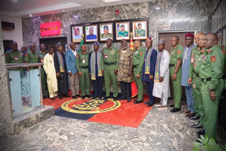COAS DEEPENS VETERAN ENGAGEMENT, REAFFIRMS COMMITMENT TO TROOP WELFARE, ARMY TRANSFORMATION FB IMG 1789672981010