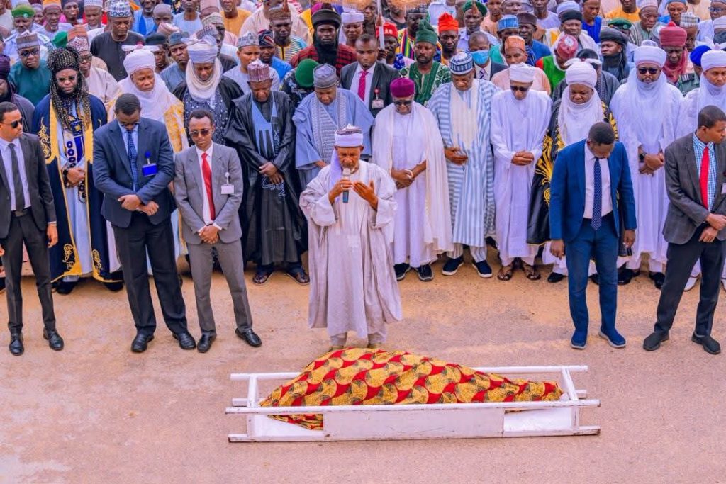 Governor Inuwa Yahaya Leads Gombe Government Delegation to Funeral Prayer for Mai Kaltungo’s Wife FB IMG 1790881098106