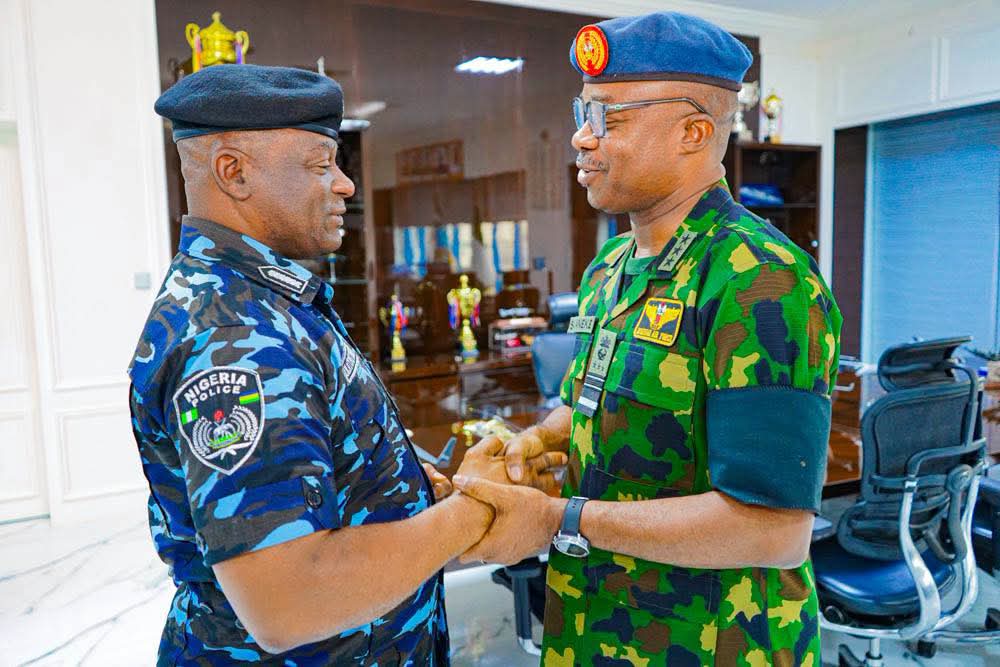 IGP DISU PAYS CONDOLENCE VISIT TO THE CHIEF OF AIR STAFF OVER NAF 931 AIRCRAFT CRASH FB IMG