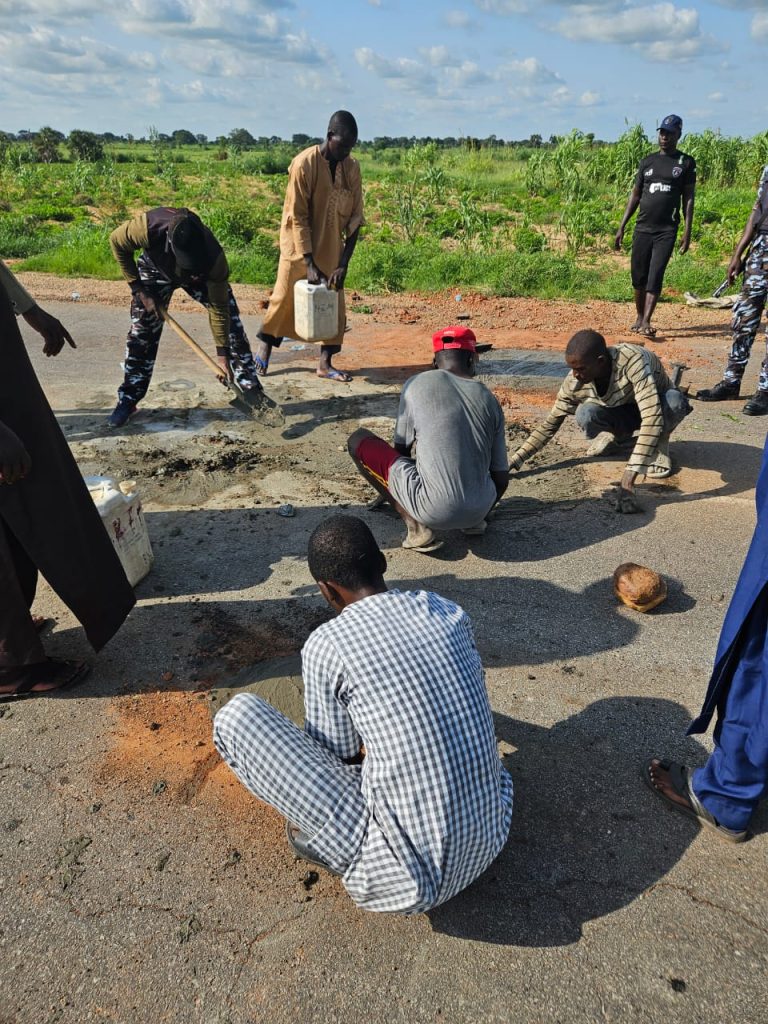 ZAMFARA POLICE RESPOND SWIFTLY TO IED INCIDENT, EOD TEAM RENDERS KAURA NAMODA–MORIKI ROAD SAFE IMG 20260818 WA0005