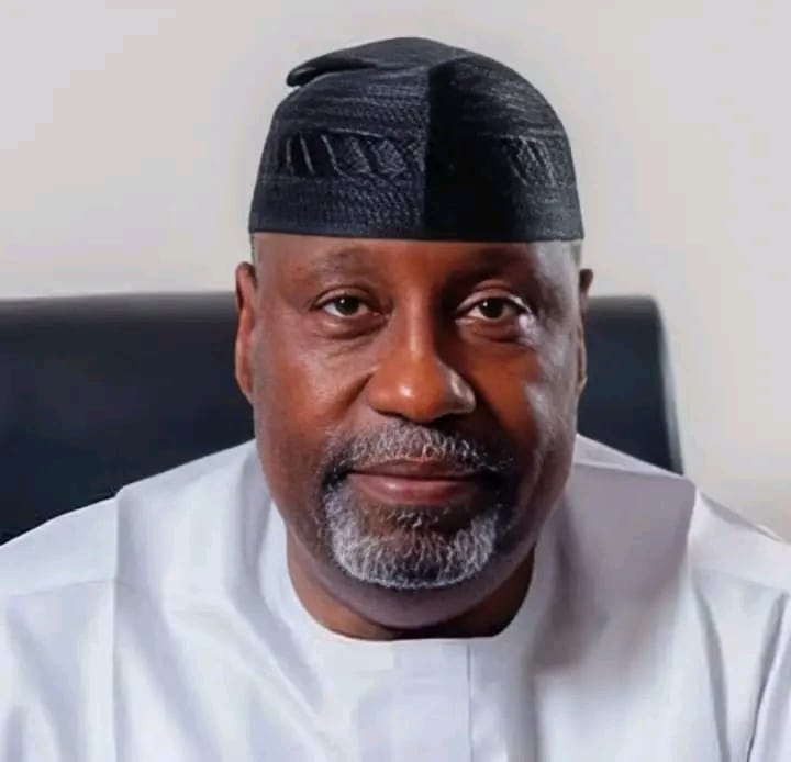 A FORMER MINORITY LEADER OF THE HOUSE OF REPRESENTATIVES FARUK ADAMU ALIYU SAYS HE WAS OFFERED 259 MILLION NAIRA TO SUPPORT OBASANJO THIRD TERM BID. IMG 20260920 WA0046
