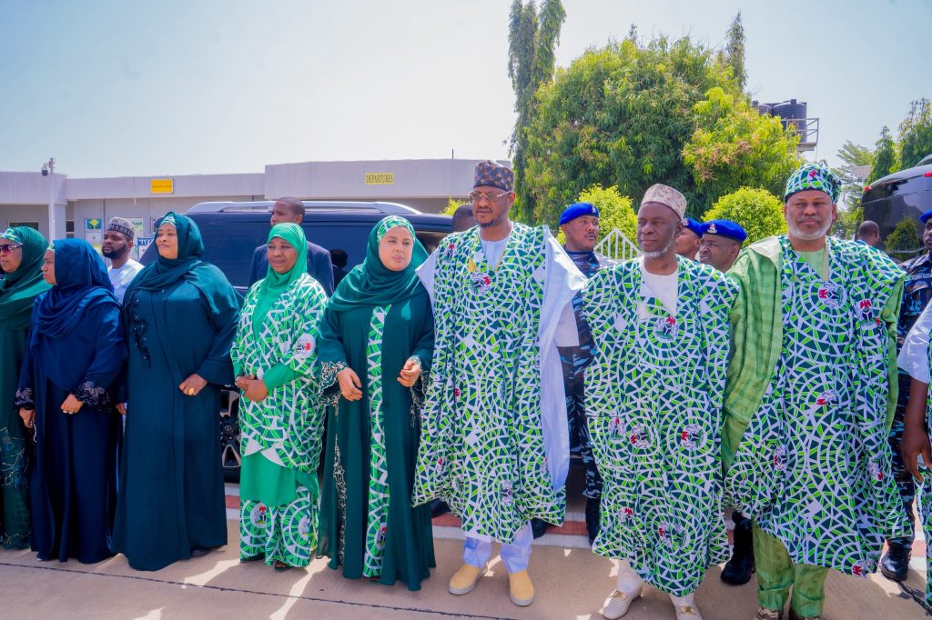 Gov. Radda Receives VP’s Wife in Katsina for Renewed Hope Initiative Food Outreach IMG 20261016 WA0024